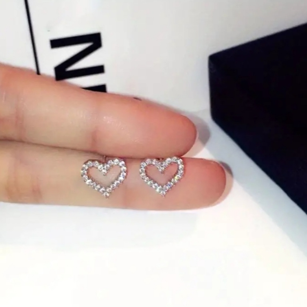 Heart Shape Stud 925 Silver
